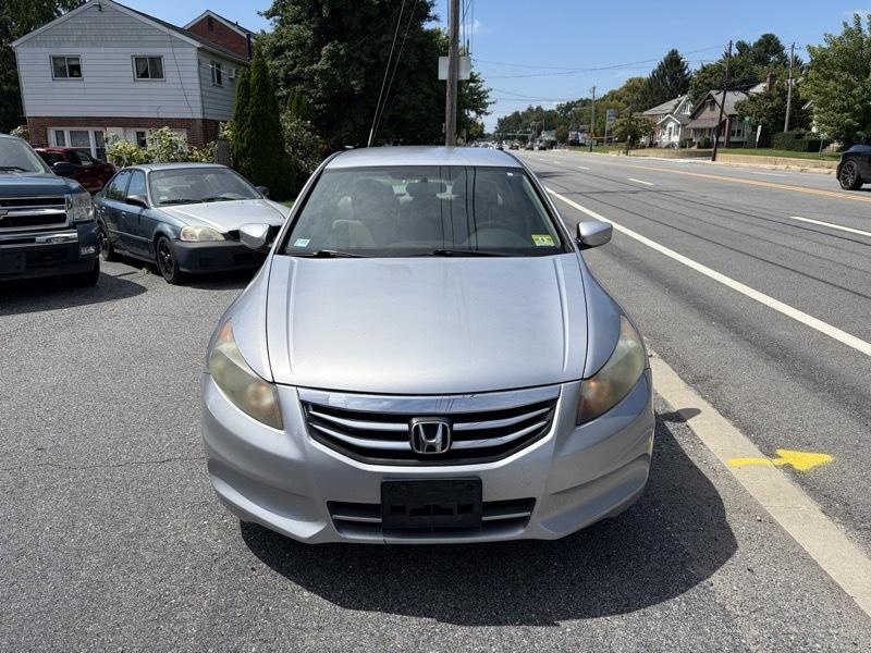 Honda Accord LX-P Sedan AT 2011