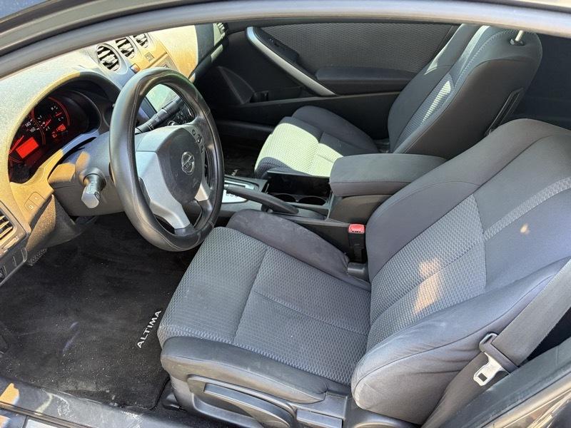 Nissan Altima 2.5 S Coupe 2009