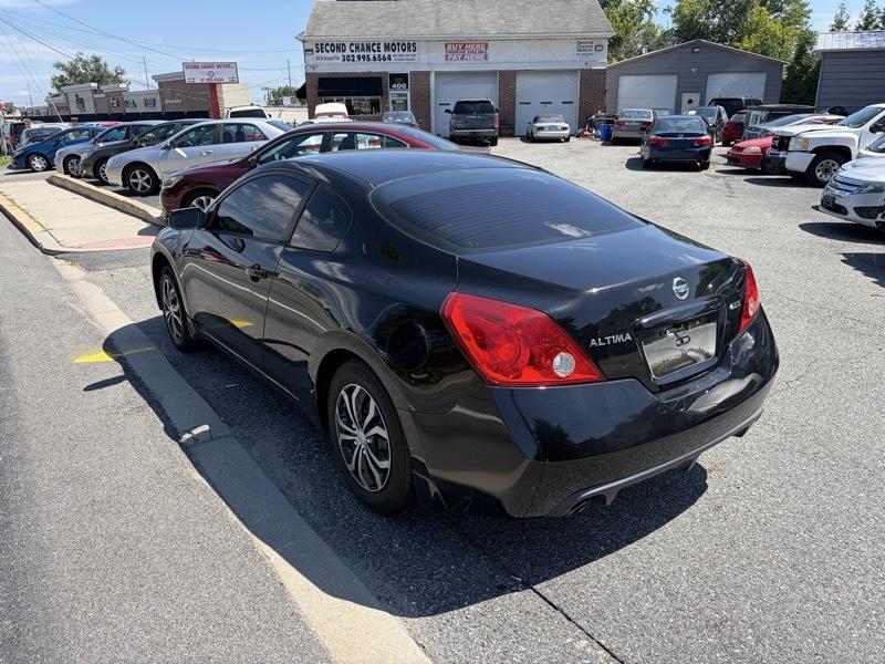Nissan Altima 2.5 S Coupe 2009
