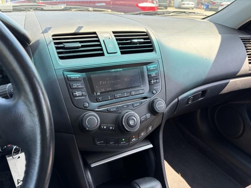 Honda Accord EX Sedan AT 2004
