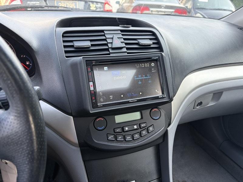 Acura TSX 5-speed AT 2004