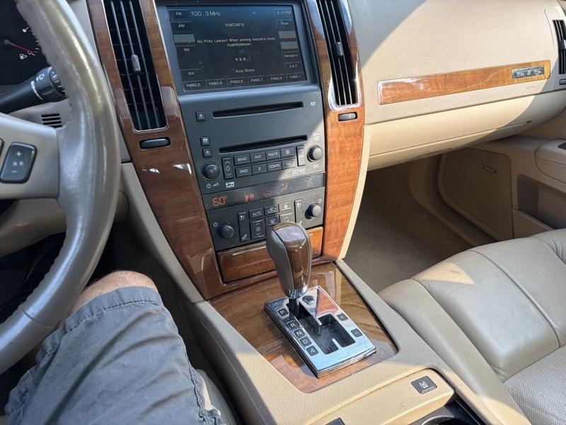 Cadillac STS V8 2005