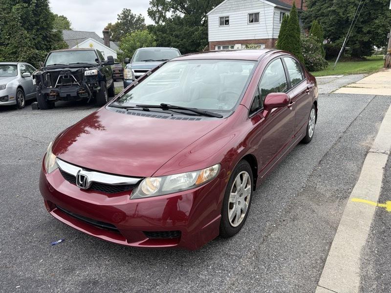 Honda Civic LX Sedan 5-Speed AT 2009