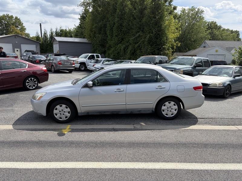 2003 Honda Accord LX sedan AT