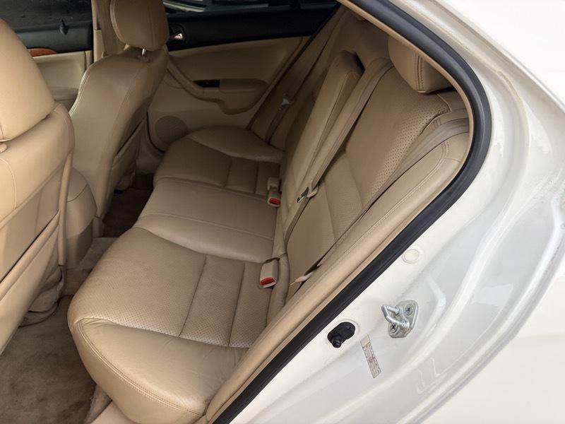 Acura TSX 5-speed AT 2005
