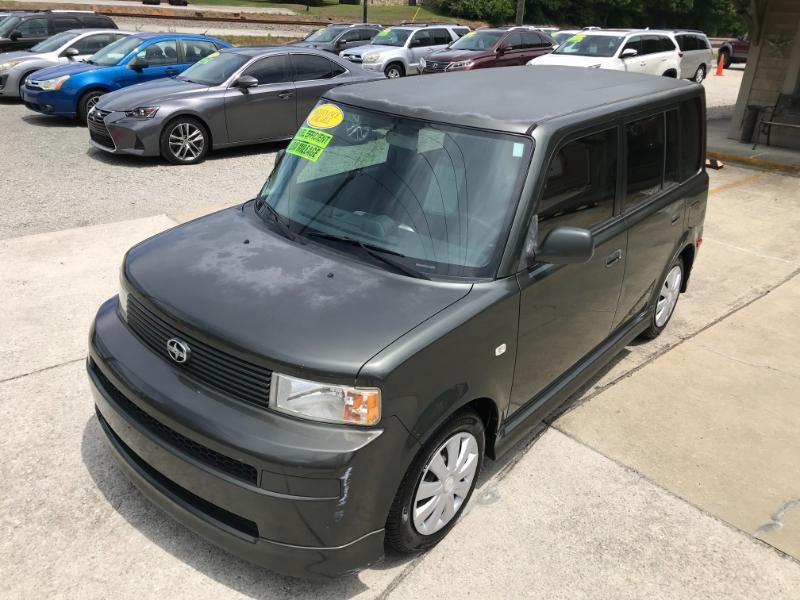 Scion xB Wagon 2005