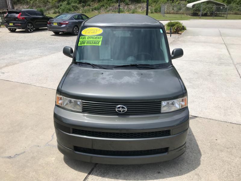 Scion xB Wagon 2005