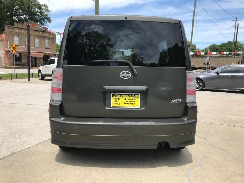 Scion xB Wagon 2005