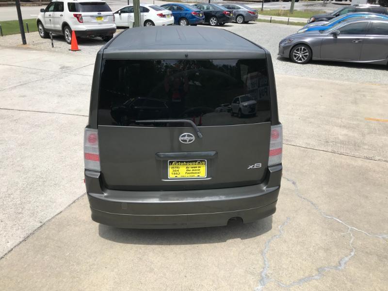 Scion xB Wagon 2005