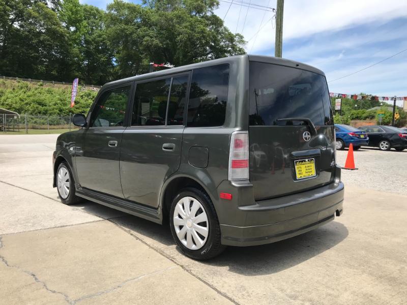 Scion xB Wagon 2005