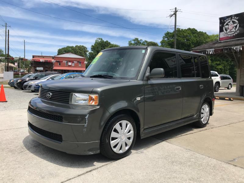 Scion xB Wagon 2005