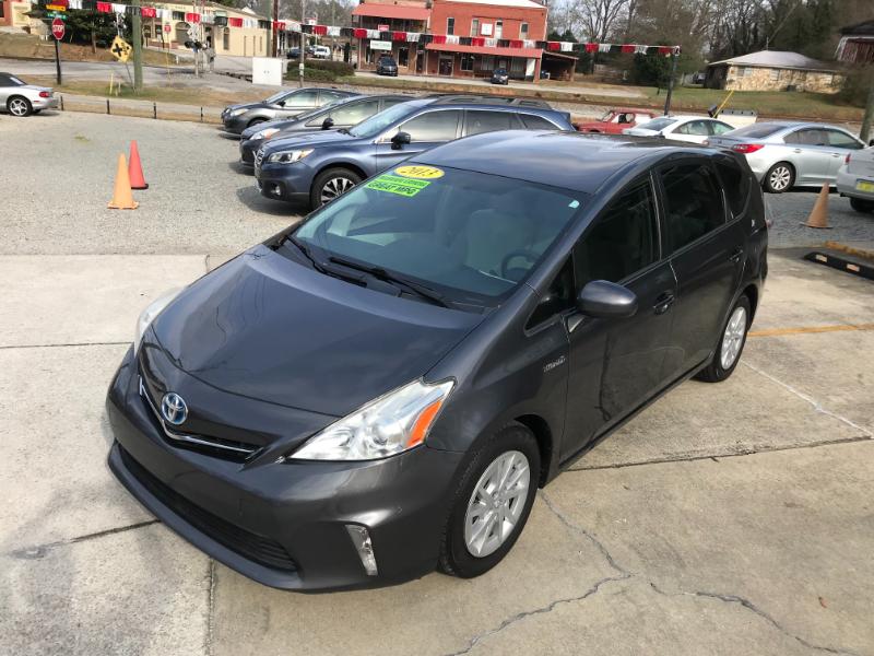 Toyota Prius V Two 2013