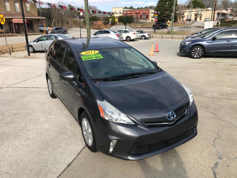 Toyota Prius V Two 2013