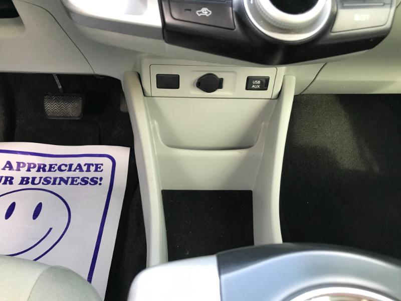 Toyota Prius V Two 2013