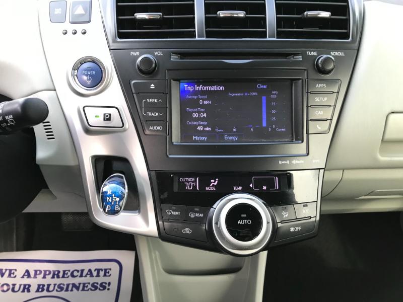 Toyota Prius V Two 2013