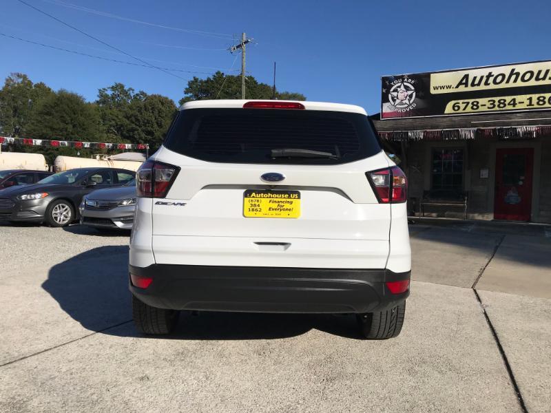 Ford Escape S 2018