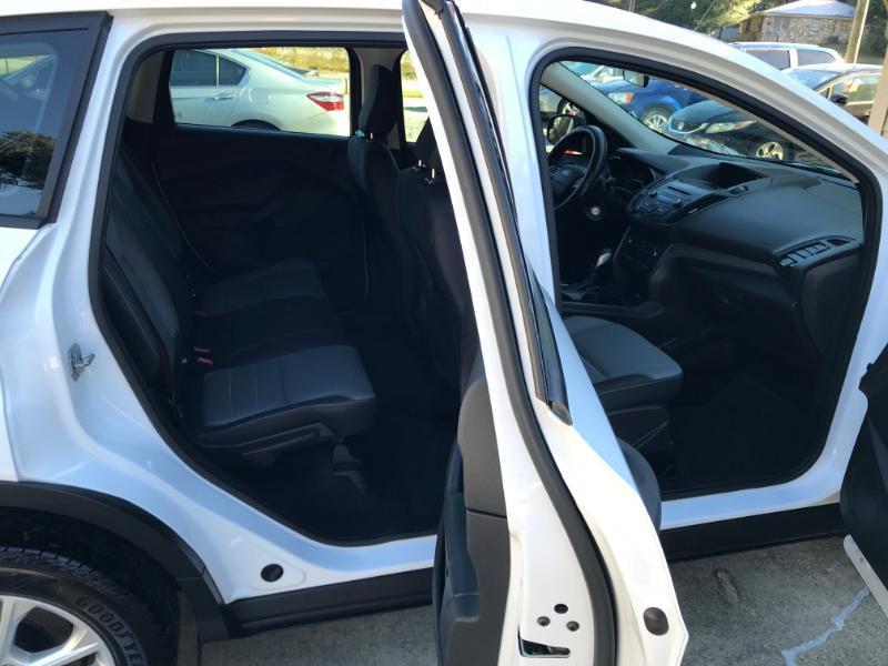 Ford Escape S 2018