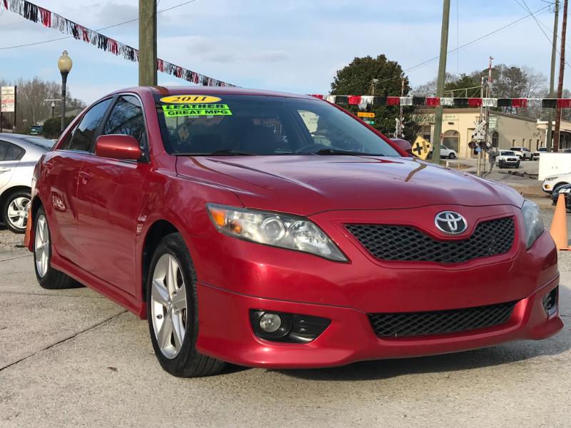 Toyota Camry SE 2011