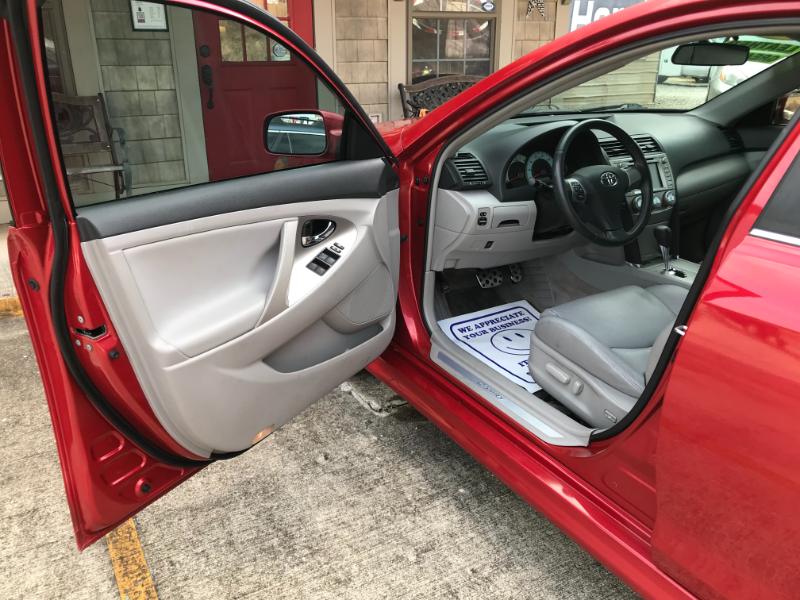 Toyota Camry SE 2011