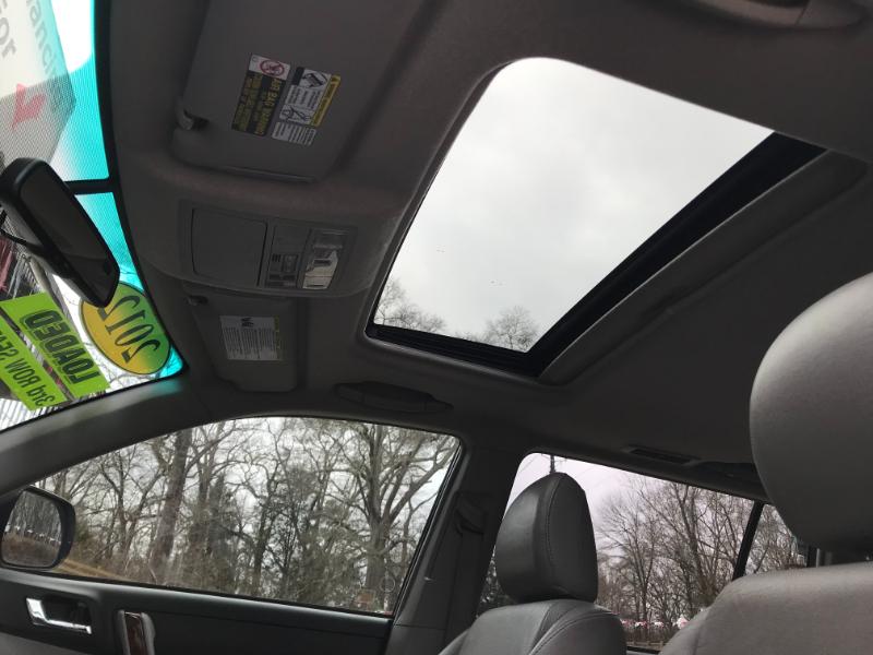 Toyota Highlander Limited 2012