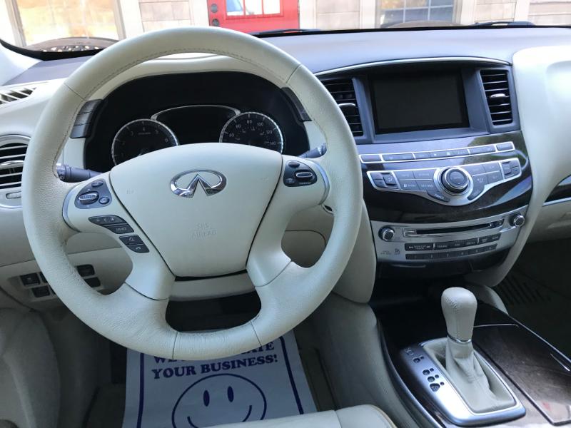 Infiniti JX35  2013