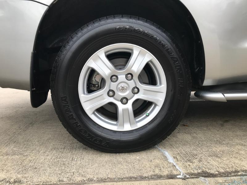 Toyota Sequoia SR5 5.7L 2WD 2008