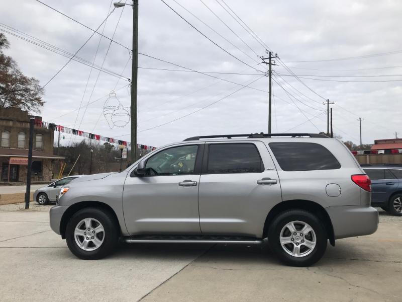 Toyota Sequoia SR5 5.7L 2WD 2008