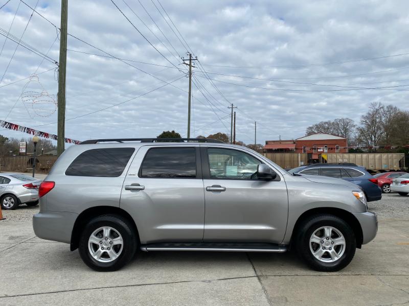 Toyota Sequoia SR5 5.7L 2WD 2008