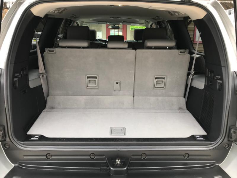 Toyota Sequoia SR5 5.7L 2WD 2008