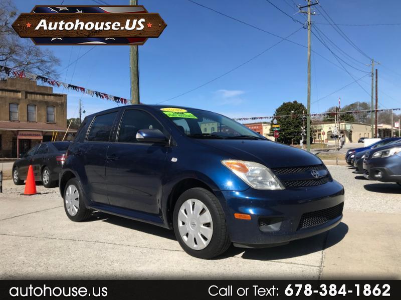 Scion xA Hatchback 2006