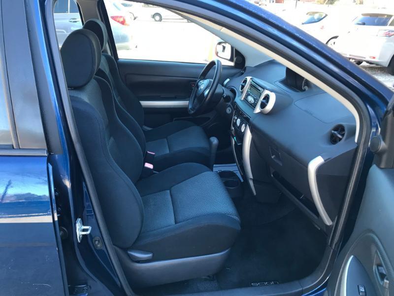 Scion xA Hatchback 2006