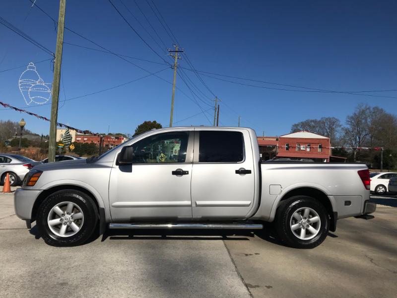Nissan Titan SL Crew Cab 2WD 2013