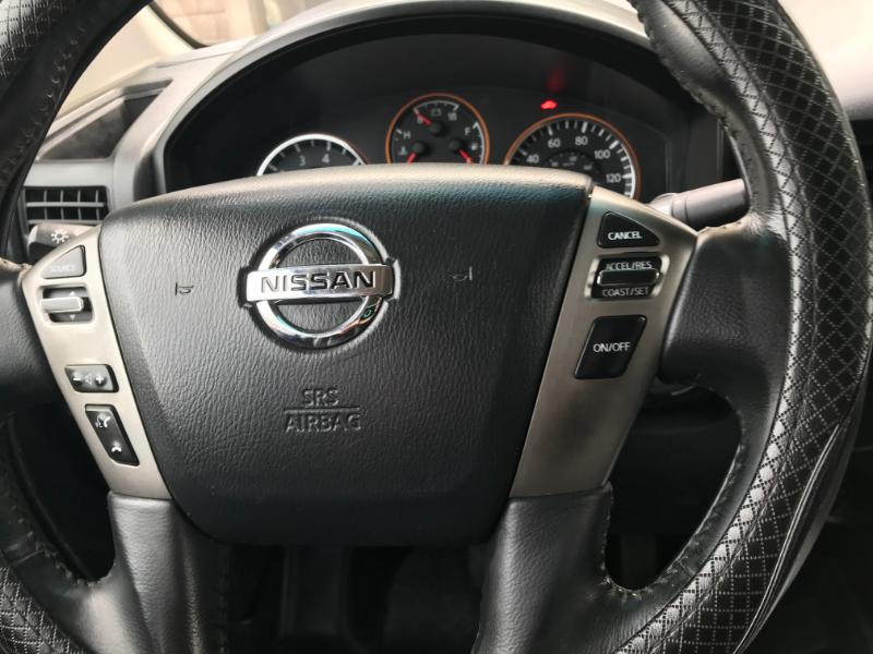 Nissan Titan SL Crew Cab 2WD 2013