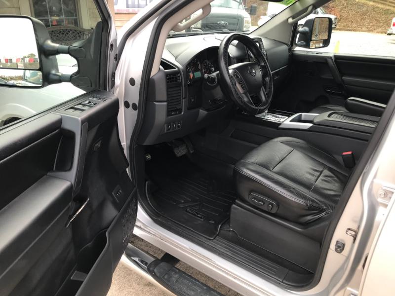 Nissan Titan SL Crew Cab 2WD 2013