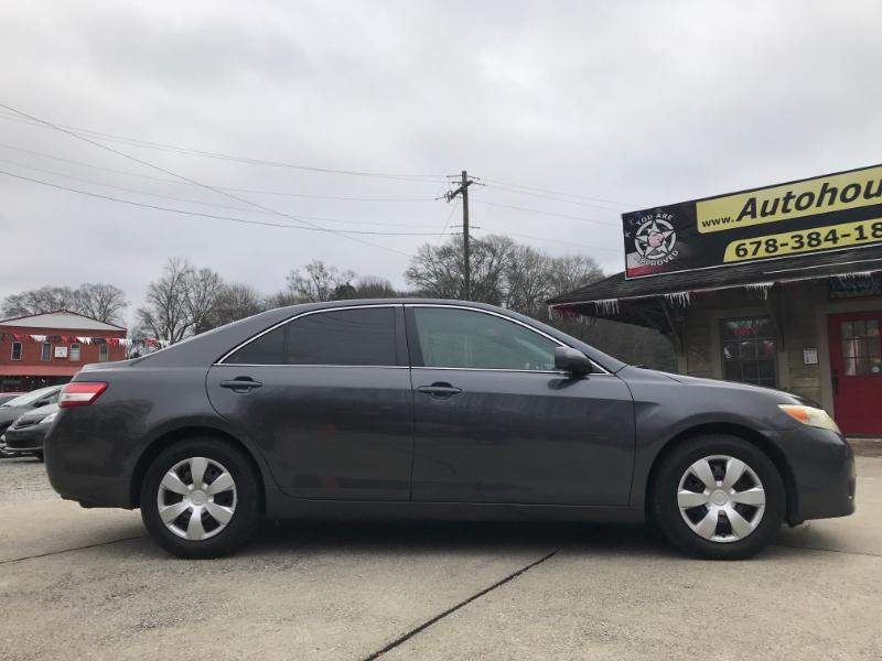 Toyota Camry LE 2011