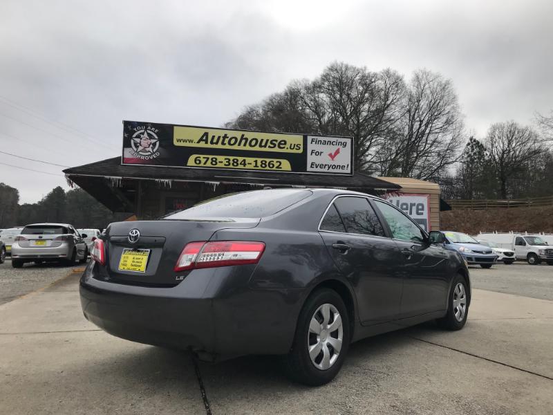 Toyota Camry LE 2011