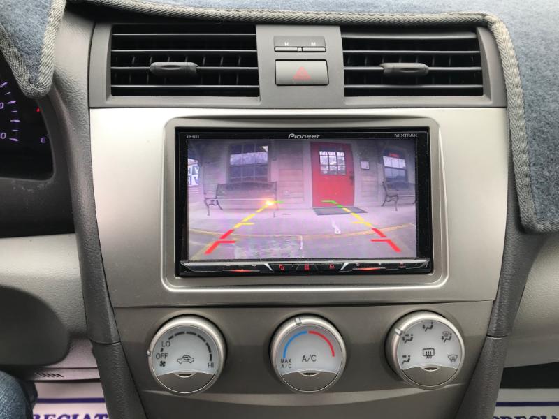 Toyota Camry LE 2011