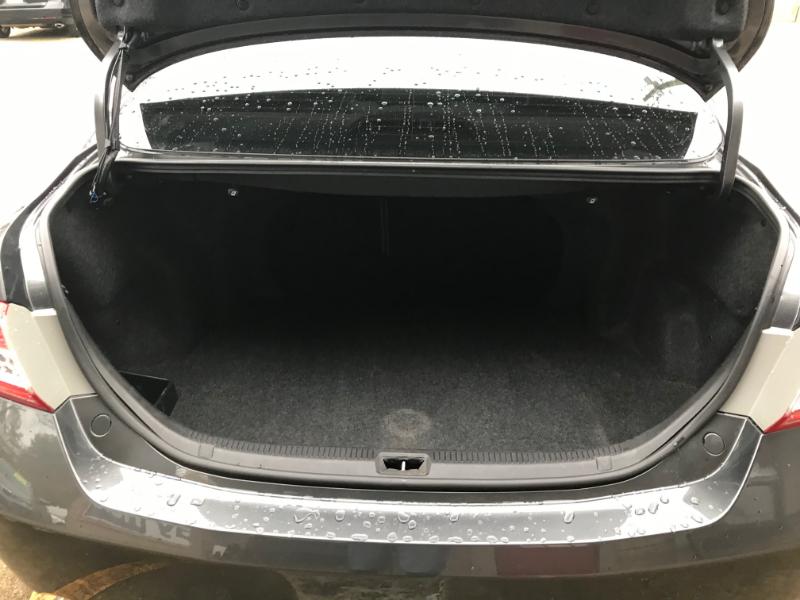 Toyota Camry LE 2011