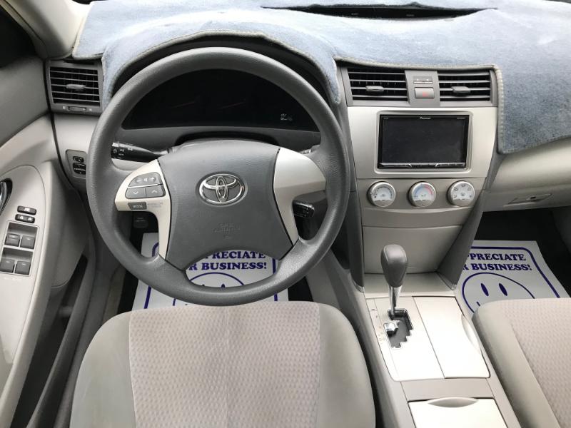 Toyota Camry LE 2011