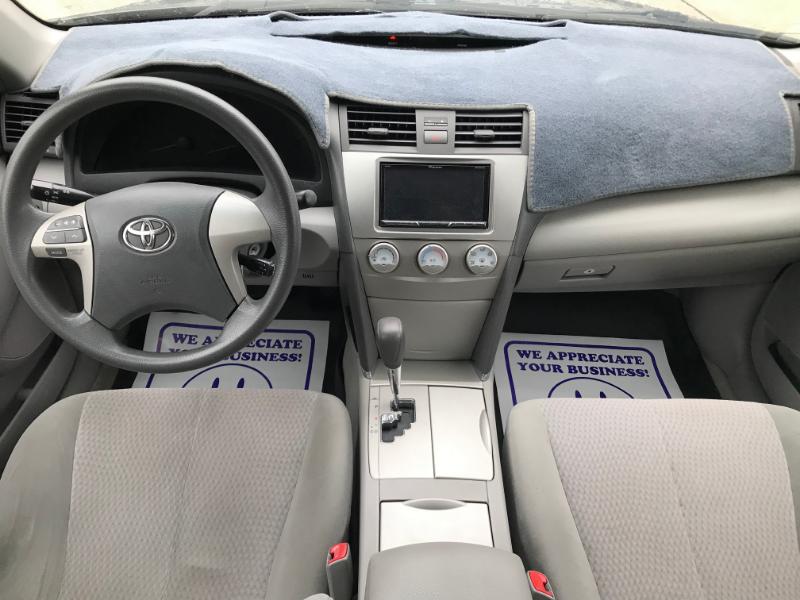 Toyota Camry LE 2011