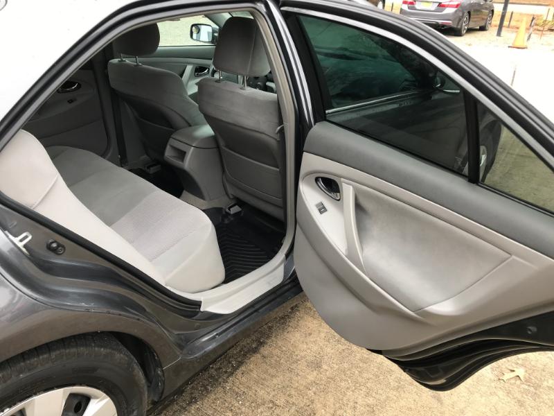 Toyota Camry LE 2011