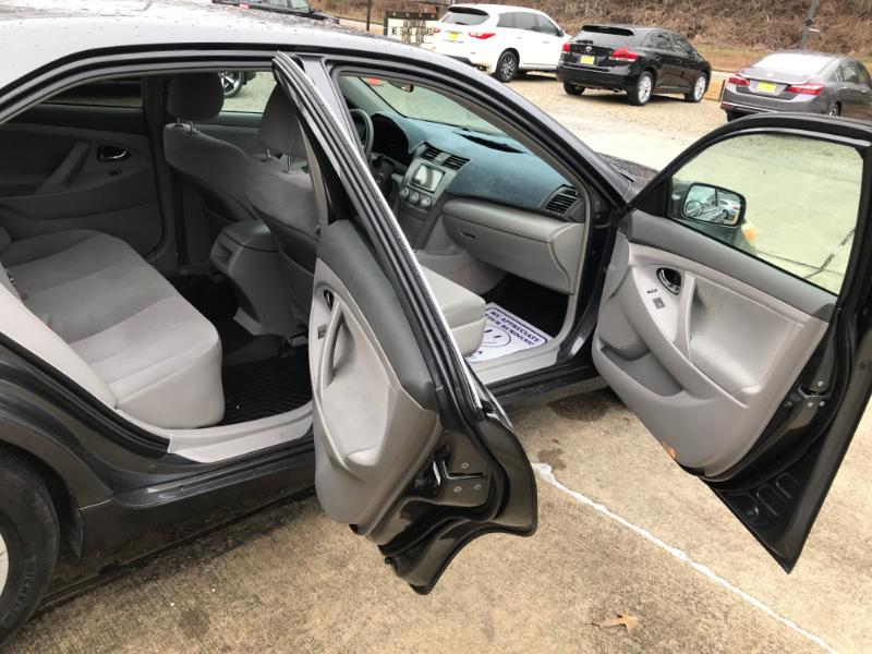 Toyota Camry LE 2011