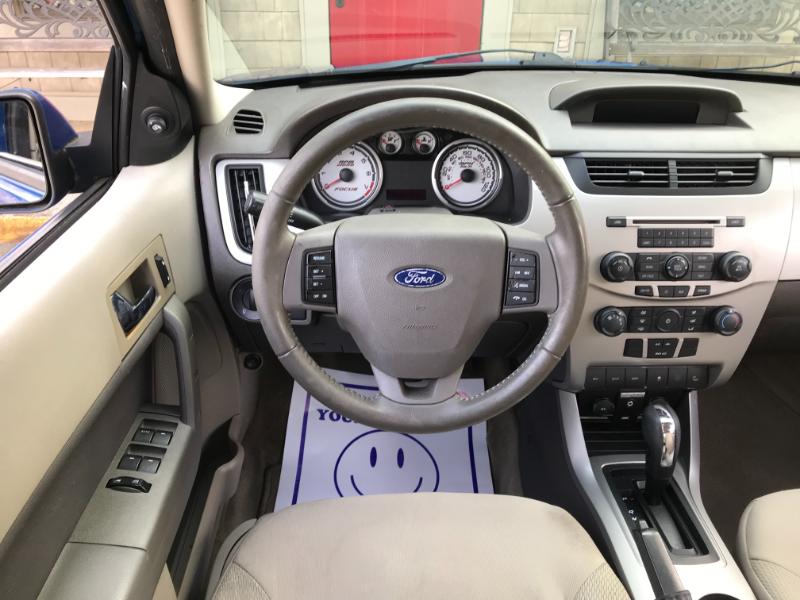 Ford Focus SES Sedan 2011