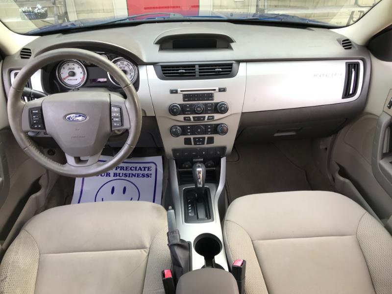 Ford Focus SES Sedan 2011