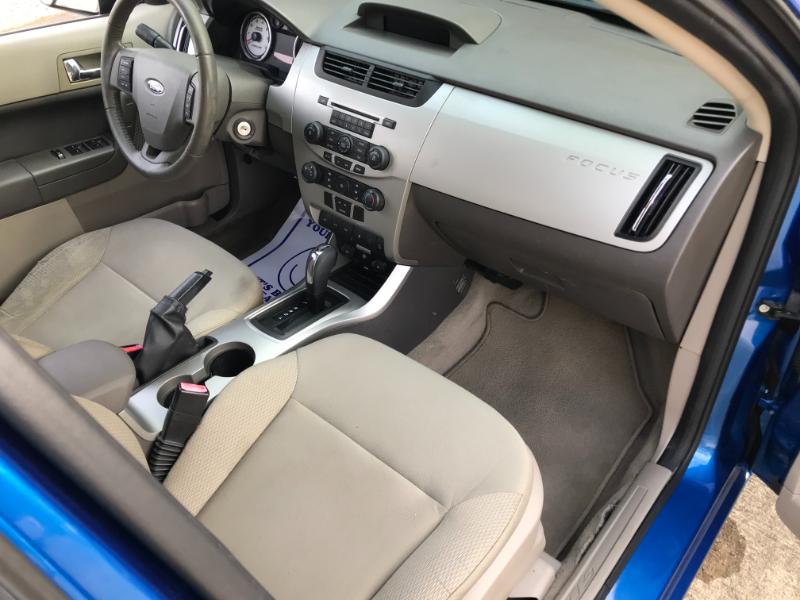 Ford Focus SES Sedan 2011