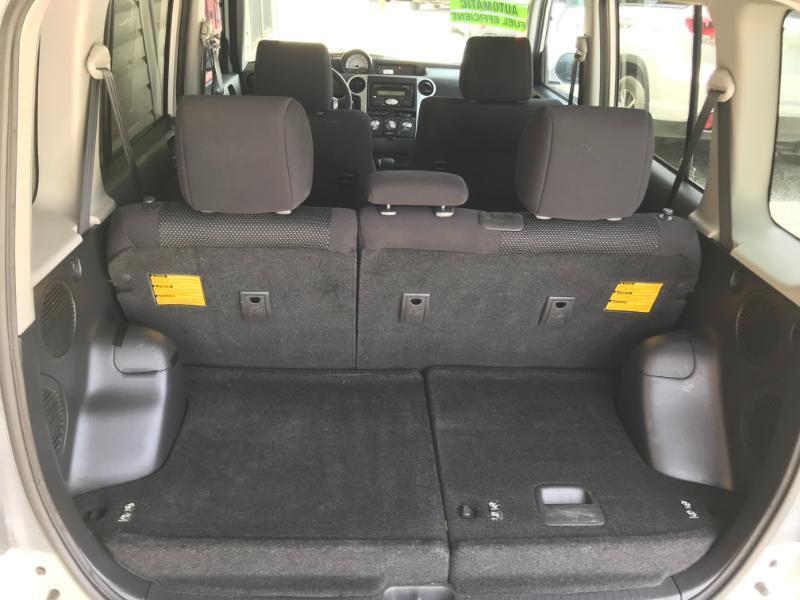 Scion xB Wagon 2005