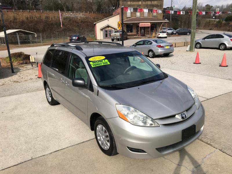 Toyota Sienna LE 2006