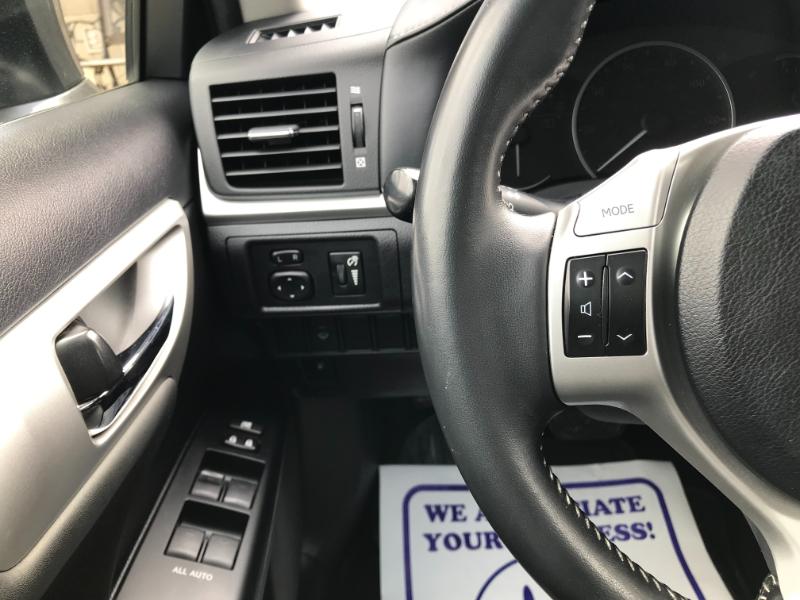 Lexus CT 200h Hybrid 4D Hatchback 2013