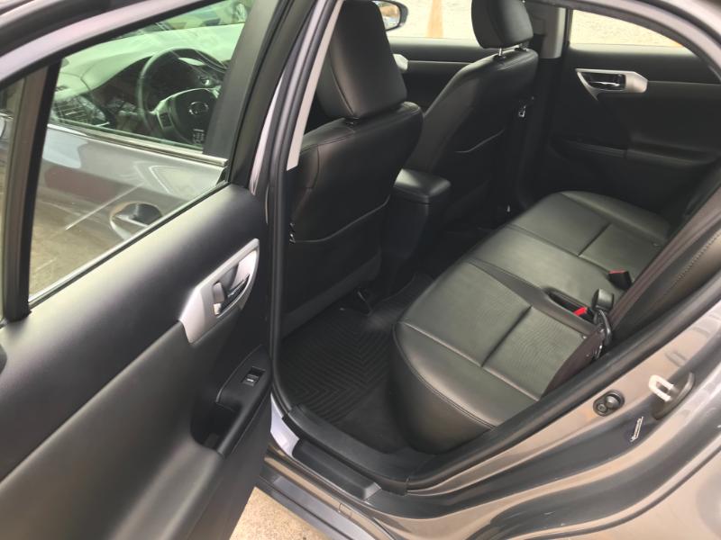 Lexus CT 200h Hybrid 4D Hatchback 2013