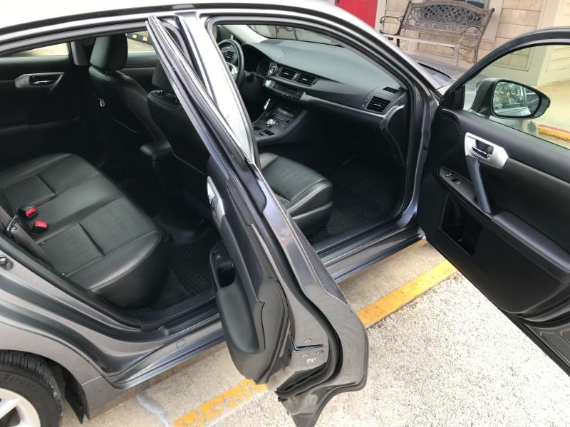 Lexus CT 200h Hybrid 4D Hatchback 2013